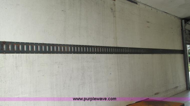 image for item J8535 1995 International 4700LPX box van