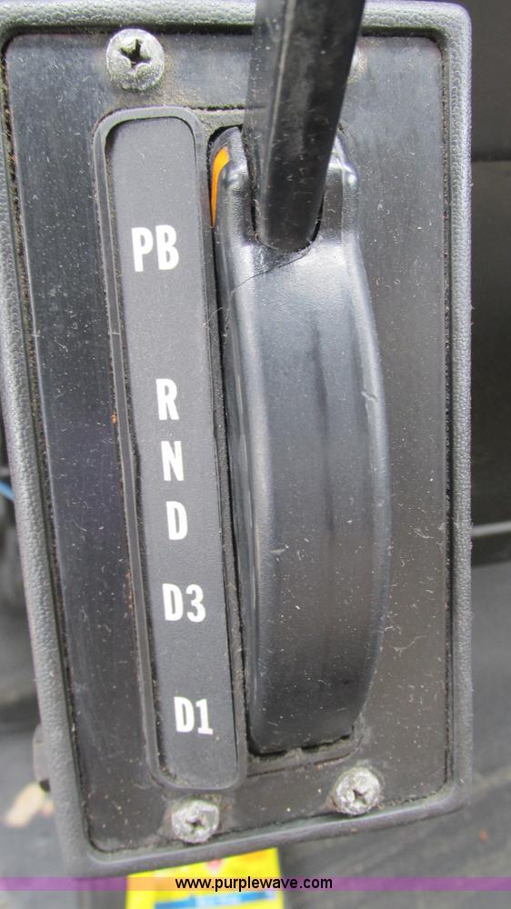 image for item J8535 1995 International 4700LPX box van