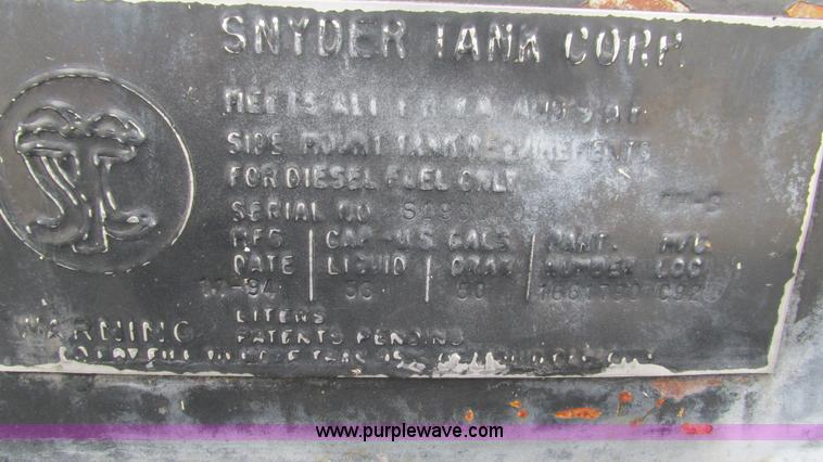 image for item J8538 1995 International 4700LPX box van