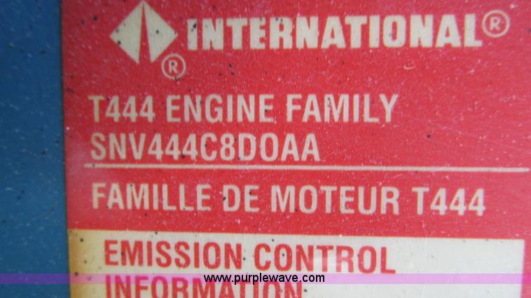 image for item J8538 1995 International 4700LPX box van