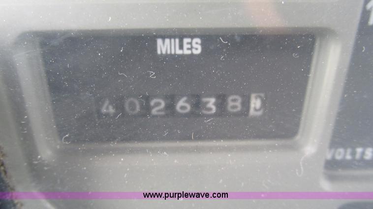 image for item J8538 1995 International 4700LPX box van