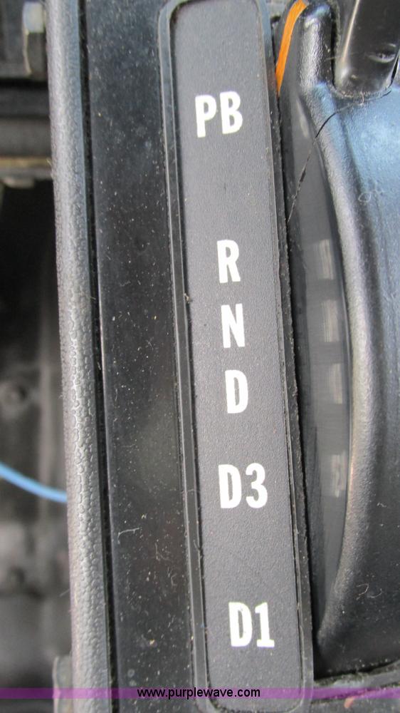 image for item J8538 1995 International 4700LPX box van