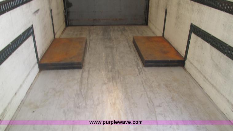 image for item J8538 1995 International 4700LPX box van