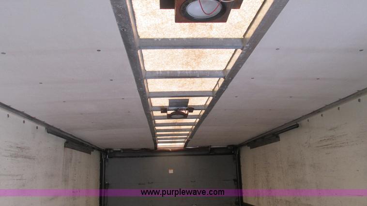 image for item J8538 1995 International 4700LPX box van