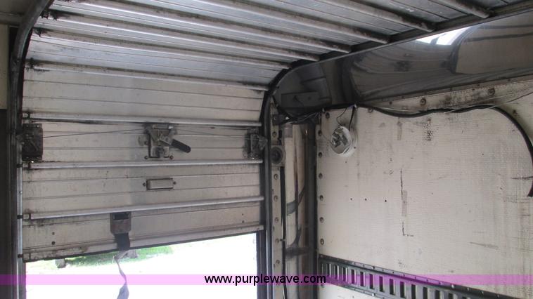 image for item J8538 1995 International 4700LPX box van