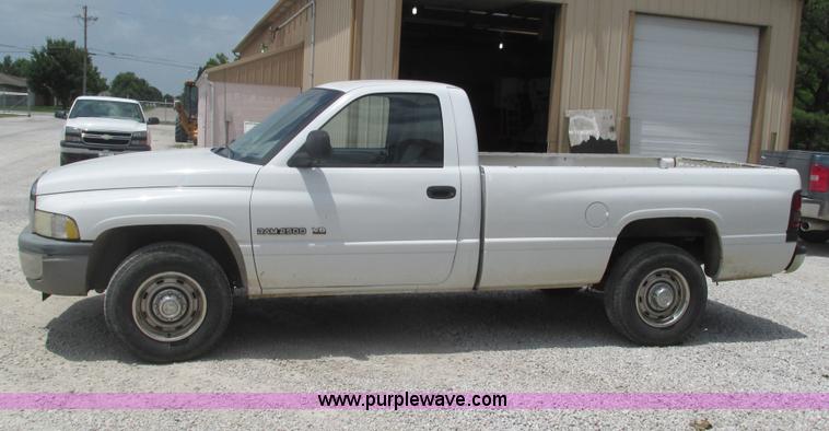 image for item J8539 1999 Dodge Ram 2500 pickup truck