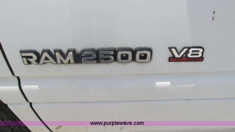 image for item J8539 1999 Dodge Ram 2500 pickup truck