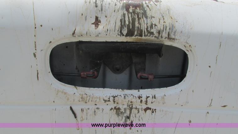 image for item J8539 1999 Dodge Ram 2500 pickup truck