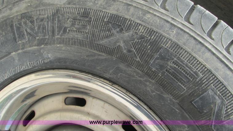 image for item J8539 1999 Dodge Ram 2500 pickup truck