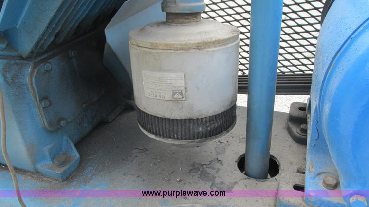 image for item J8540 Quincy air compressor