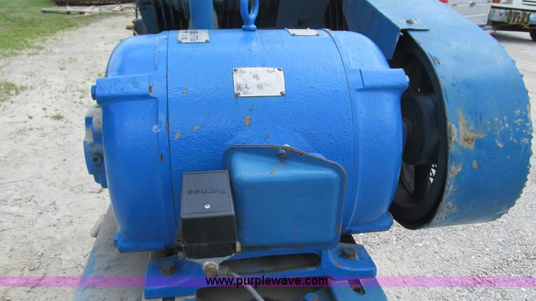 image for item J8540 Quincy air compressor