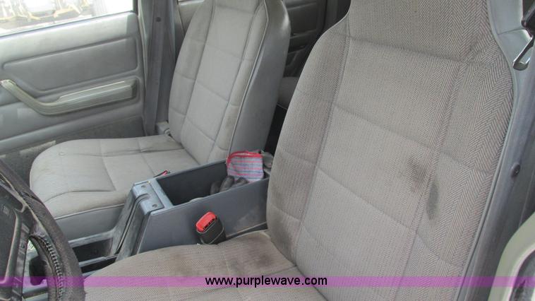 image for item J8542 1996 Jeep Cherokee Sport SUV