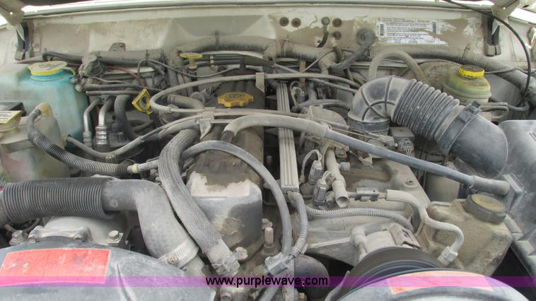 image for item J8542 1996 Jeep Cherokee Sport SUV