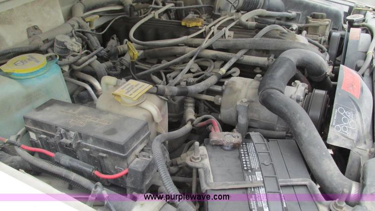 image for item J8542 1996 Jeep Cherokee Sport SUV