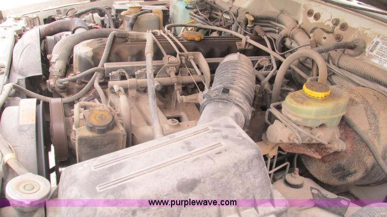 image for item J8542 1996 Jeep Cherokee Sport SUV