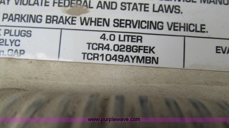 image for item J8542 1996 Jeep Cherokee Sport SUV