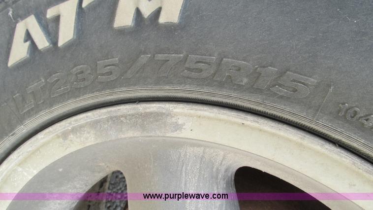 image for item J8542 1996 Jeep Cherokee Sport SUV