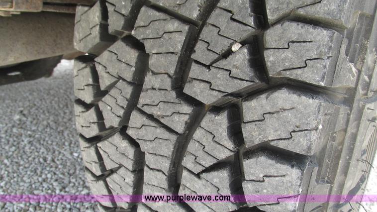 image for item J8542 1996 Jeep Cherokee Sport SUV