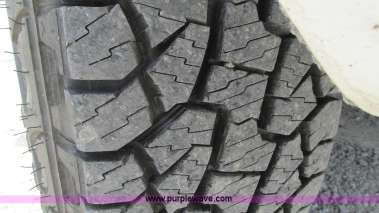 image for item J8542 1996 Jeep Cherokee Sport SUV