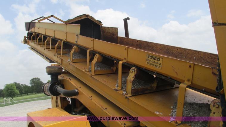 image for item J8543 Athey 7-12 asphalt pickup machine