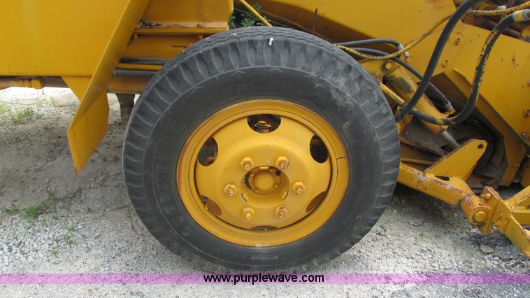 image for item J8543 Athey 7-12 asphalt pickup machine