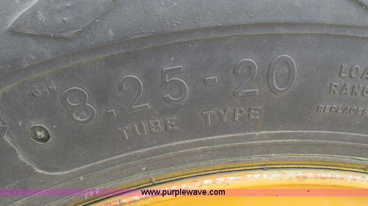 image for item J8543 Athey 7-12 asphalt pickup machine