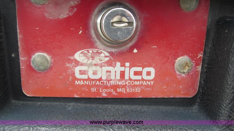 image for item J8544 1995 Ford F150 XL pickup truck