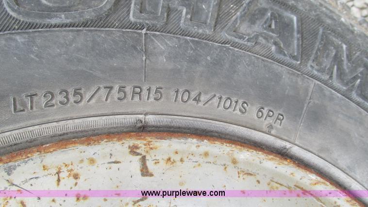 image for item J8544 1995 Ford F150 XL pickup truck