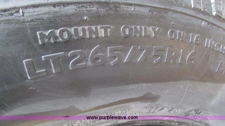 image for item J8558 2000 Ford F350 Super Duty pickup truck