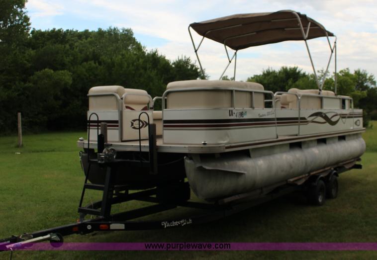 image for item K1000 2003 Apache Seamaster 22' pontoon boat