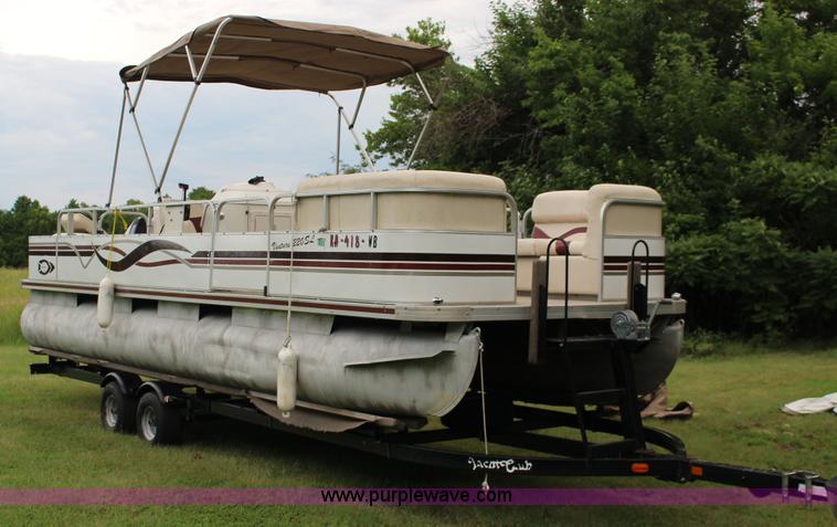 image for item K1000 2003 Apache Seamaster 22' pontoon boat