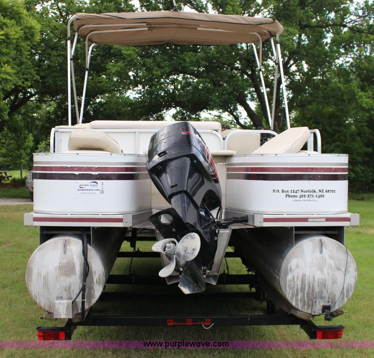 image for item K1000 2003 Apache Seamaster 22' pontoon boat