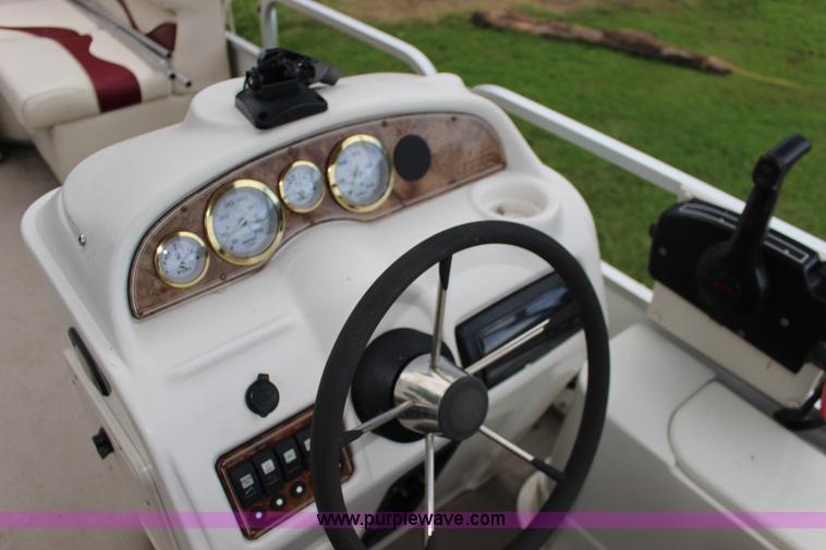 image for item K1000 2003 Apache Seamaster 22' pontoon boat