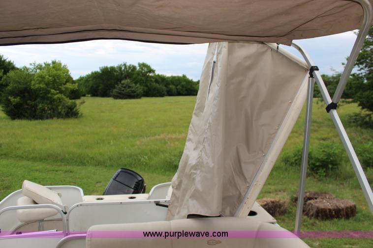 image for item K1000 2003 Apache Seamaster 22' pontoon boat