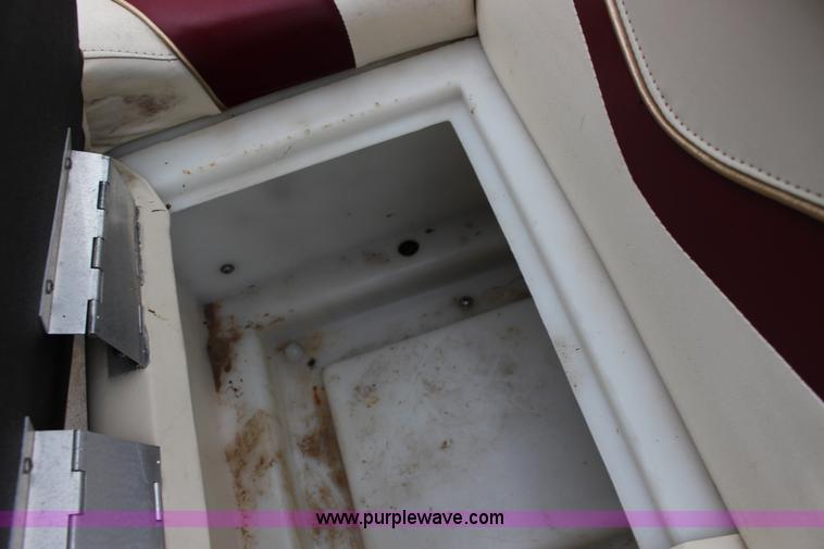 image for item K1000 2003 Apache Seamaster 22' pontoon boat