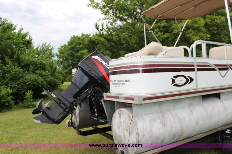 image for item K1000 2003 Apache Seamaster 22' pontoon boat