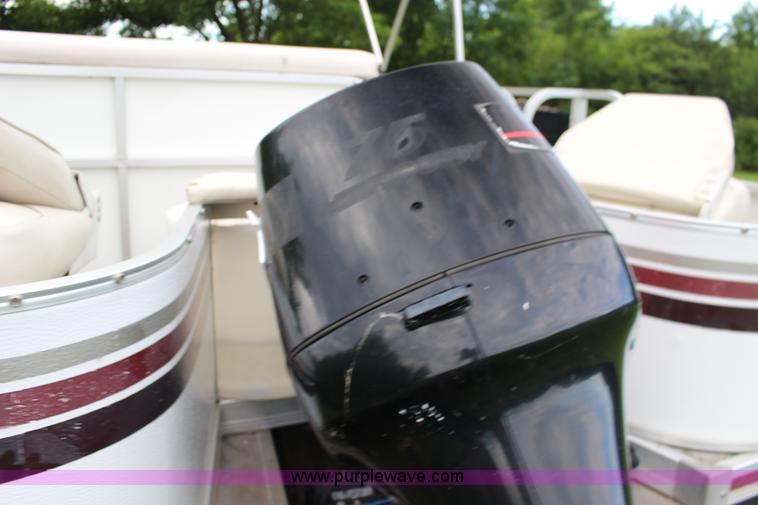 image for item K1000 2003 Apache Seamaster 22' pontoon boat