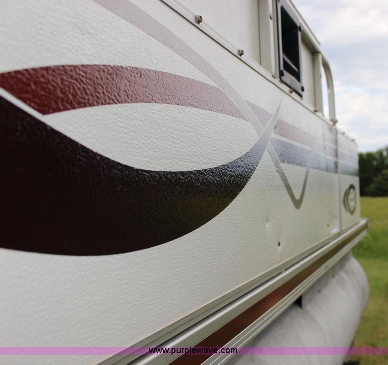 image for item K1000 2003 Apache Seamaster 22' pontoon boat