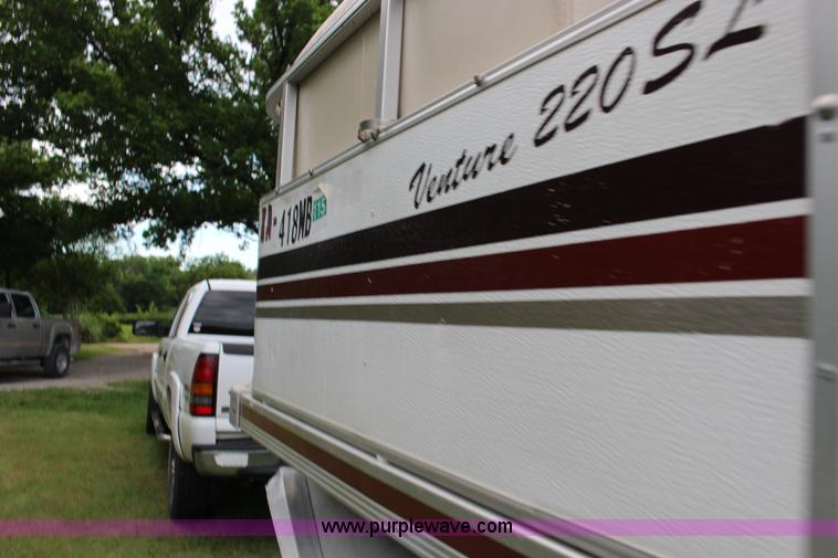 image for item K1000 2003 Apache Seamaster 22' pontoon boat