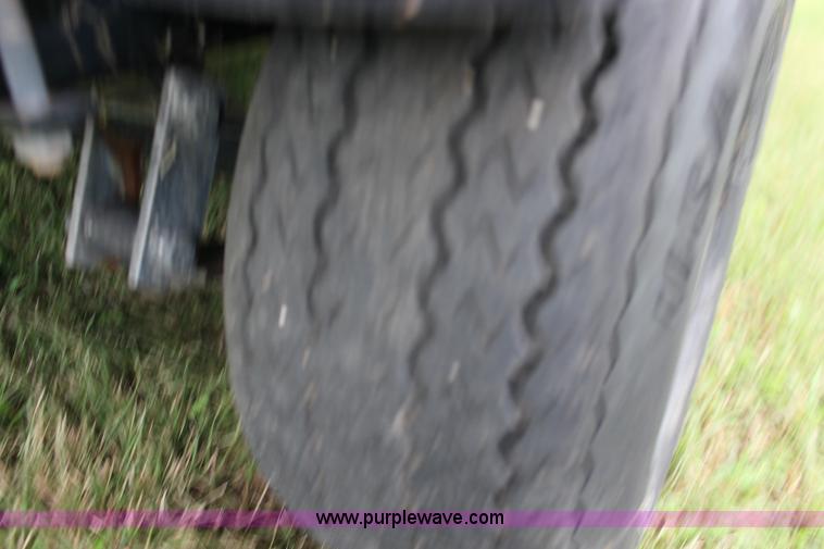 image for item K1000 2003 Apache Seamaster 22' pontoon boat