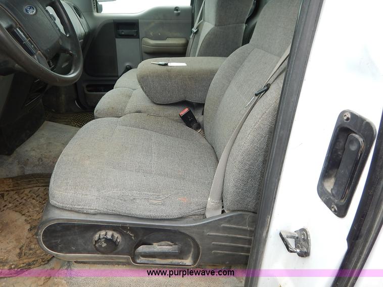 image for item K1500 2006 Ford F150 XL pickup truck