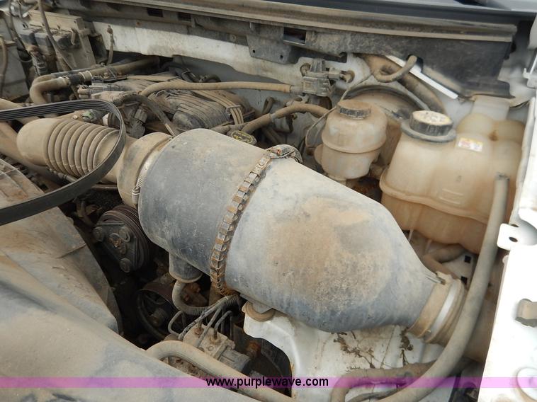 image for item K1500 2006 Ford F150 XL pickup truck