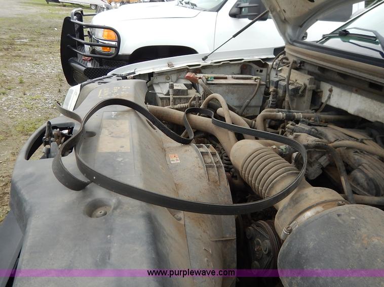 image for item K1500 2006 Ford F150 XL pickup truck