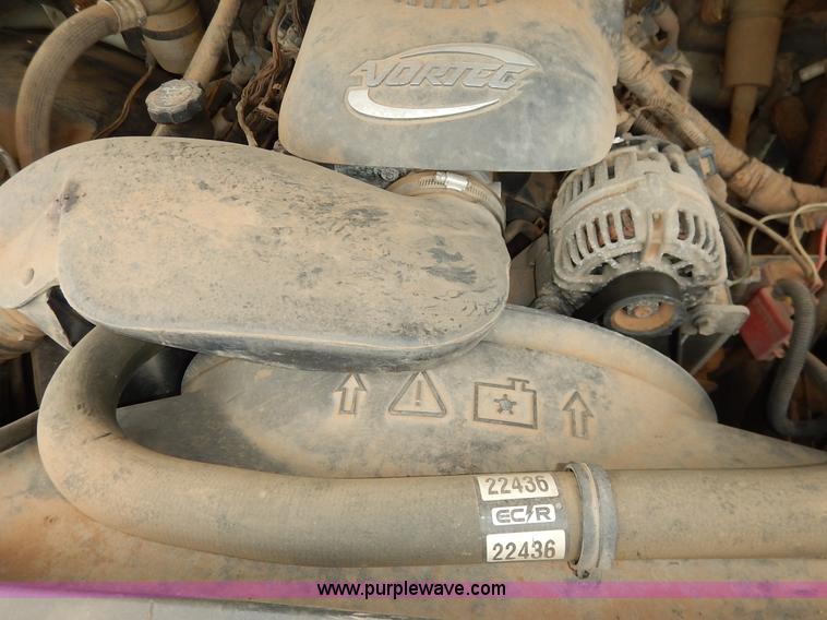 image for item K1501 2006 GMC Sierra 2500HD Ext. Cab pickup truck