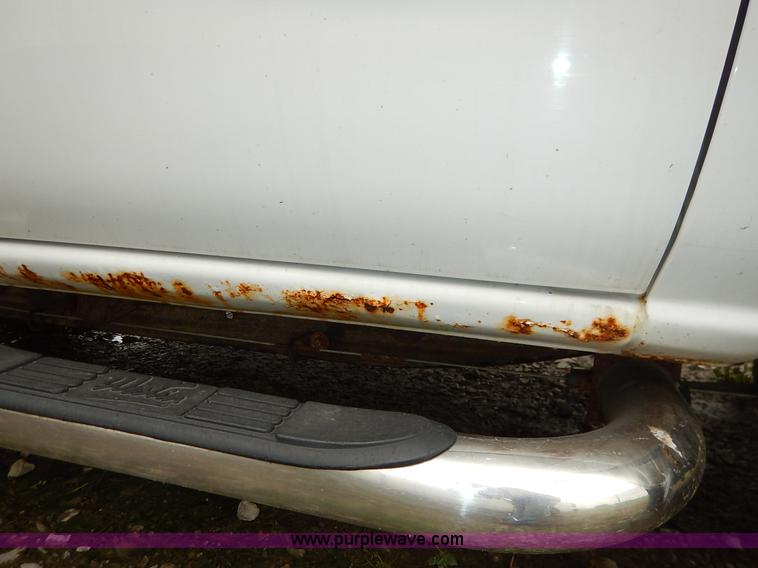 image for item K1501 2006 GMC Sierra 2500HD Ext. Cab pickup truck