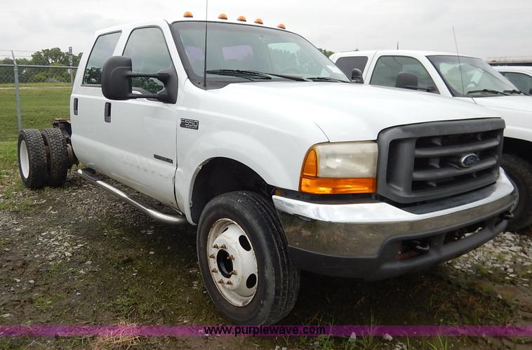 image for item K1502 2000 Ford F550 Super Duty Crew Cab truck cab and chassis