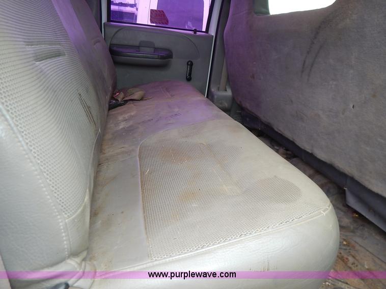 image for item K1502 2000 Ford F550 Super Duty Crew Cab truck cab and chassis