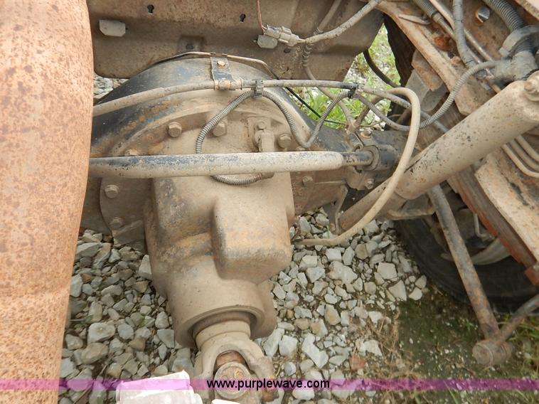 image for item K1502 2000 Ford F550 Super Duty Crew Cab truck cab and chassis