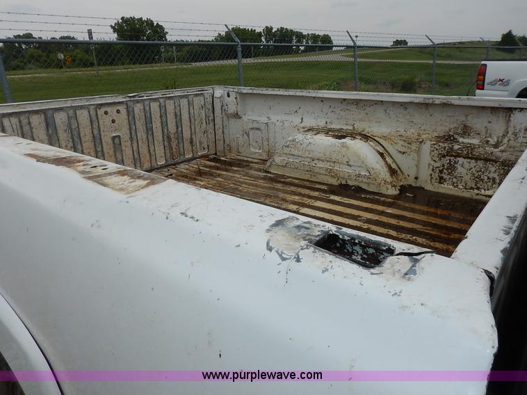 image for item K1503 2003 Chevrolet Silverado 1500HD LT Crew Cab pickup truck