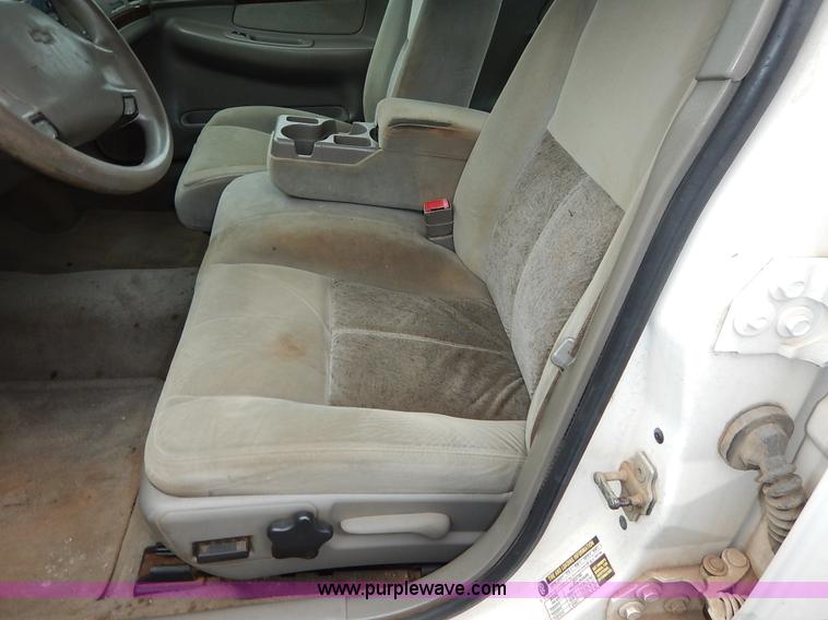 image for item K1504 2004 Chevrolet Impala